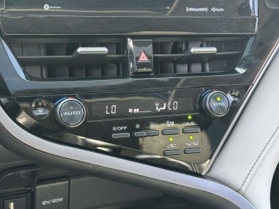 2024 Toyota Camry Hybrid XLE