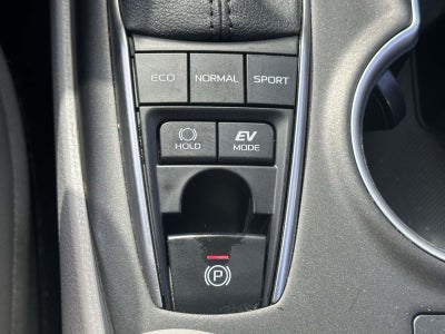 2024 Toyota Camry Hybrid XLE