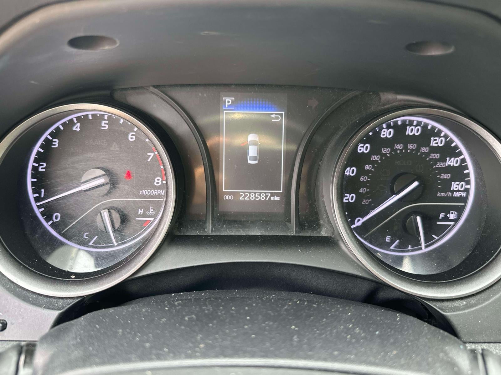 2022 Toyota Camry SE