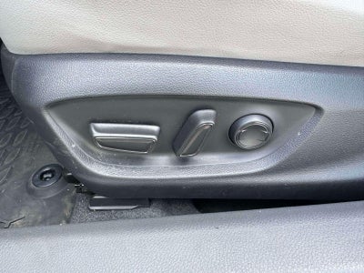 2023 Toyota Camry SE AWD