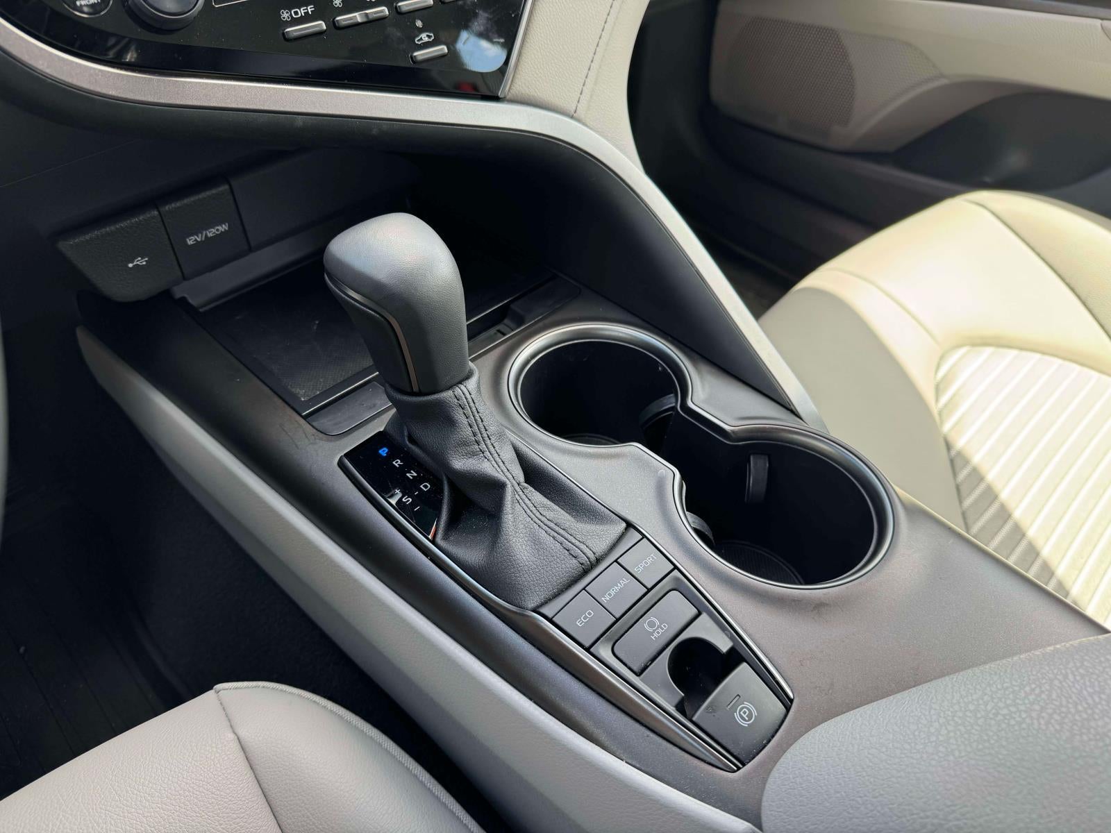 2023 Toyota Camry SE AWD