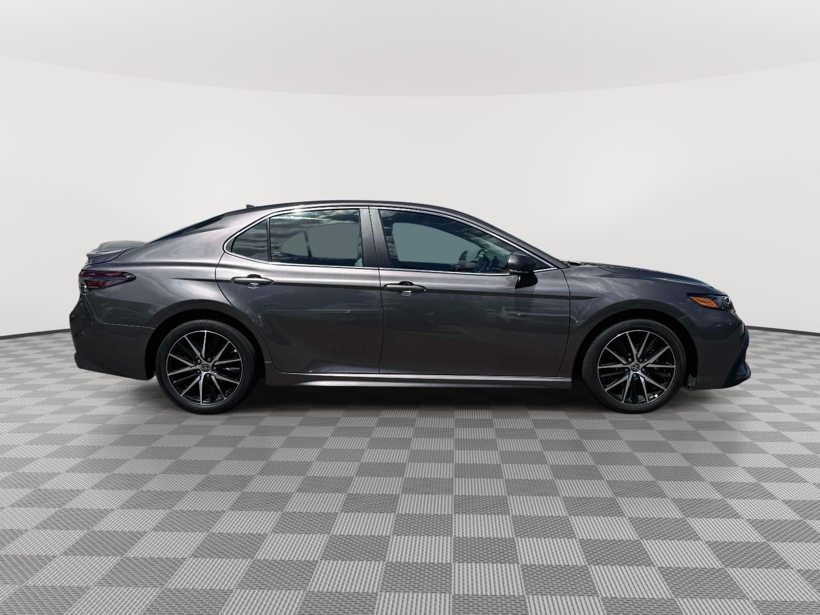 2023 Toyota Camry SE AWD
