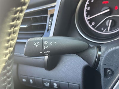 2023 Toyota Camry SE AWD