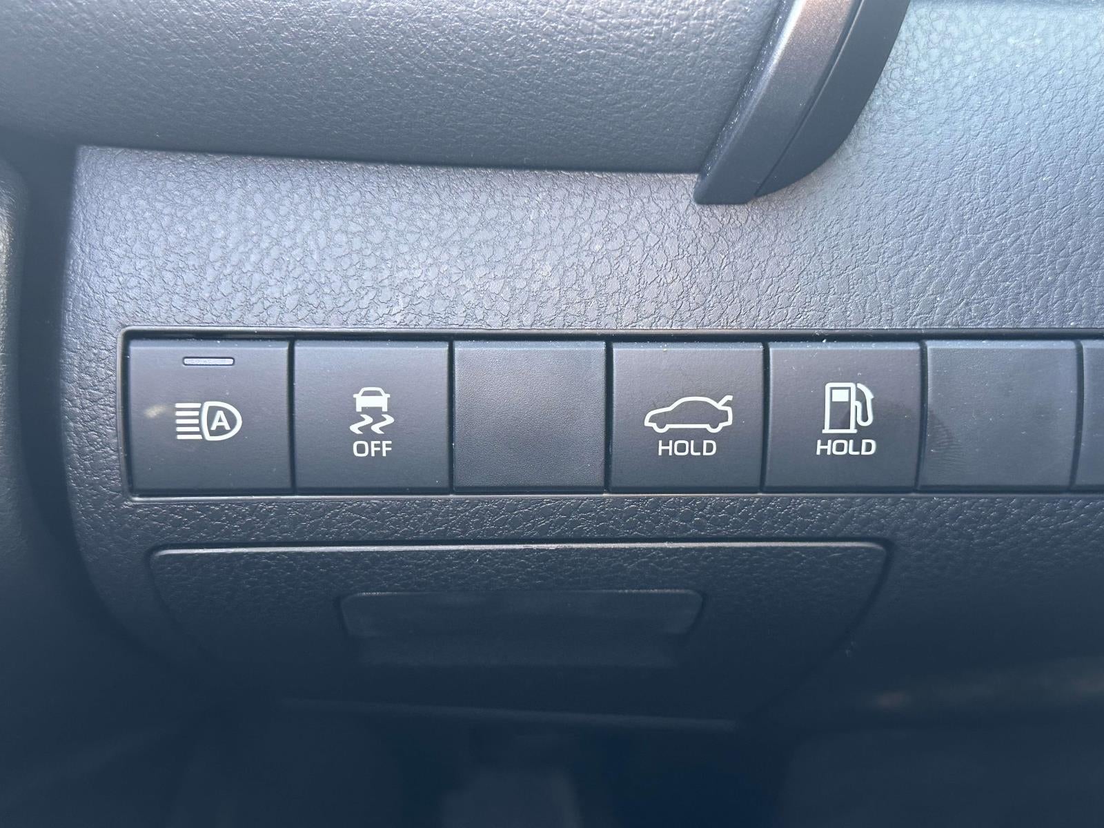 2023 Toyota Camry SE AWD