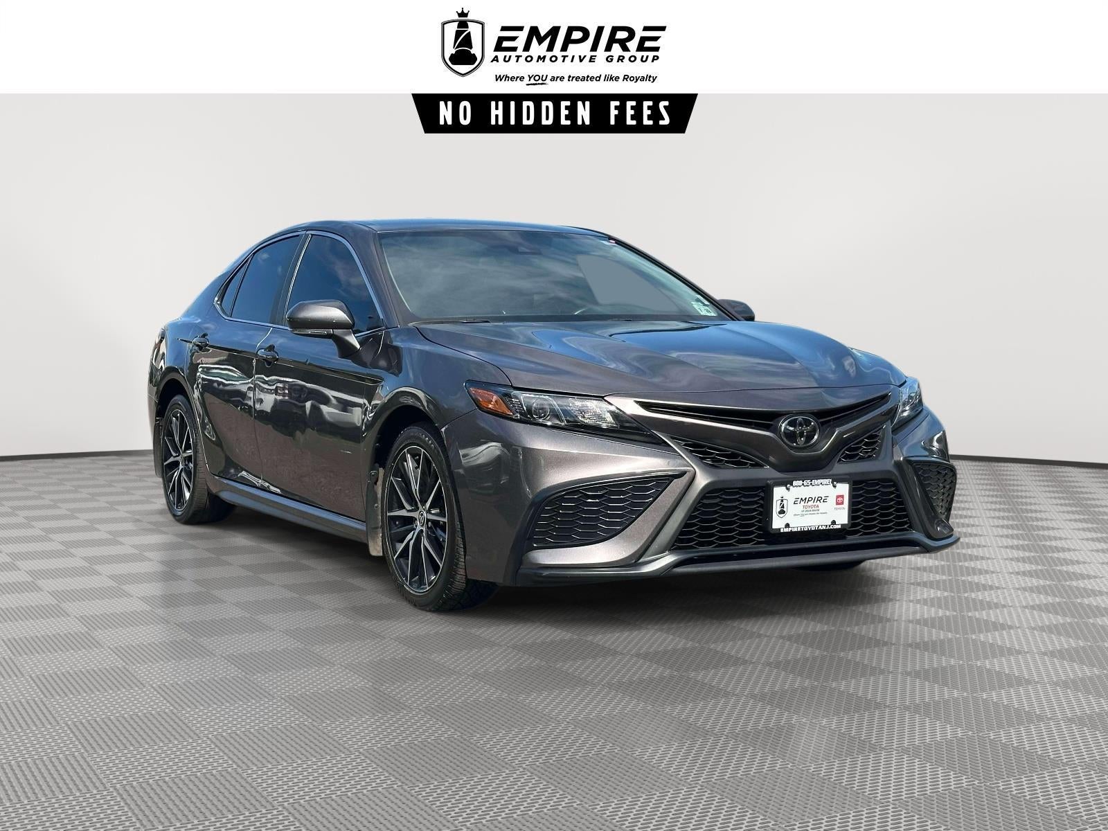 2023 Toyota Camry SE AWD