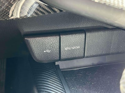 2022 Toyota Camry SE Hybrid