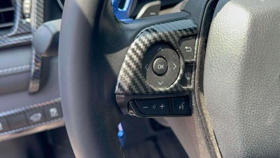 2022 Toyota Camry SE Hybrid