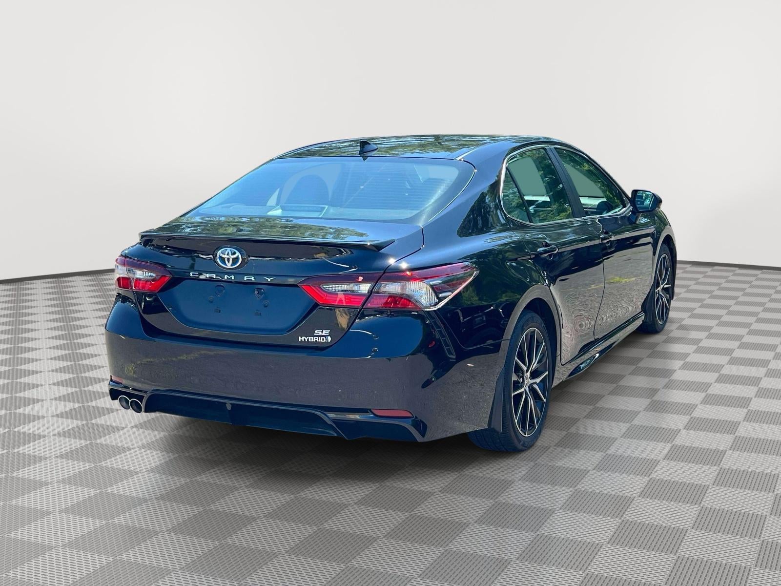 2024 Toyota Camry Hybrid SE