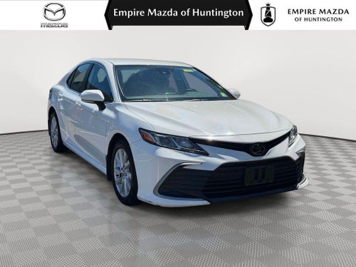 2022 Toyota Camry LE AWD