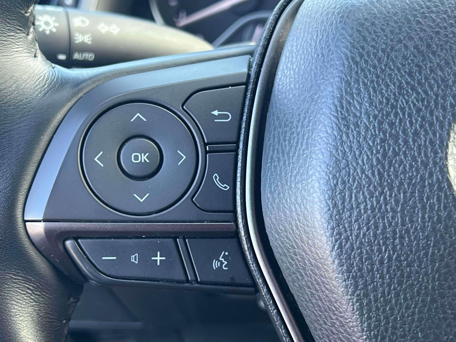 2023 Toyota Camry SE AWD