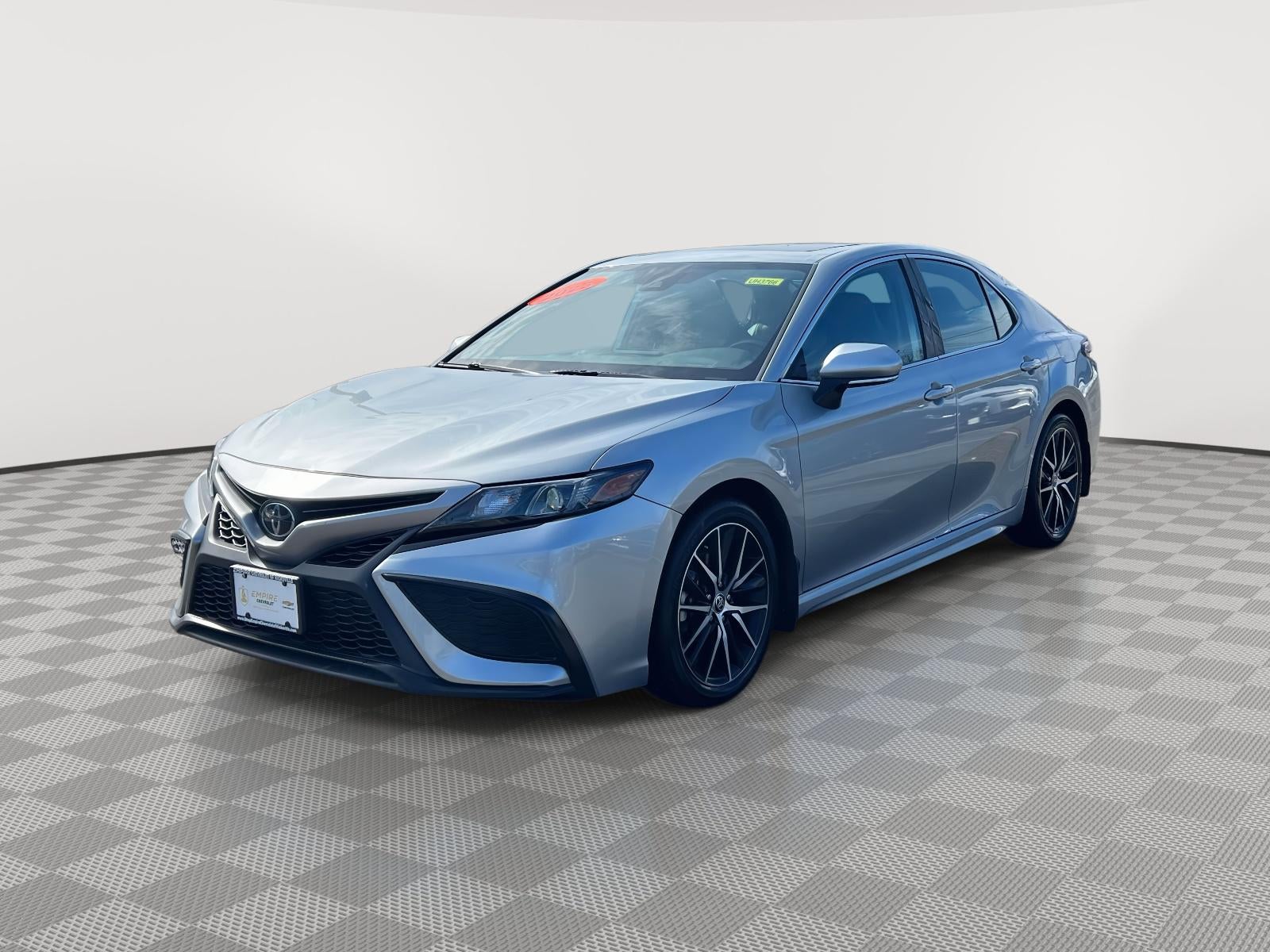 2023 Toyota Camry SE AWD