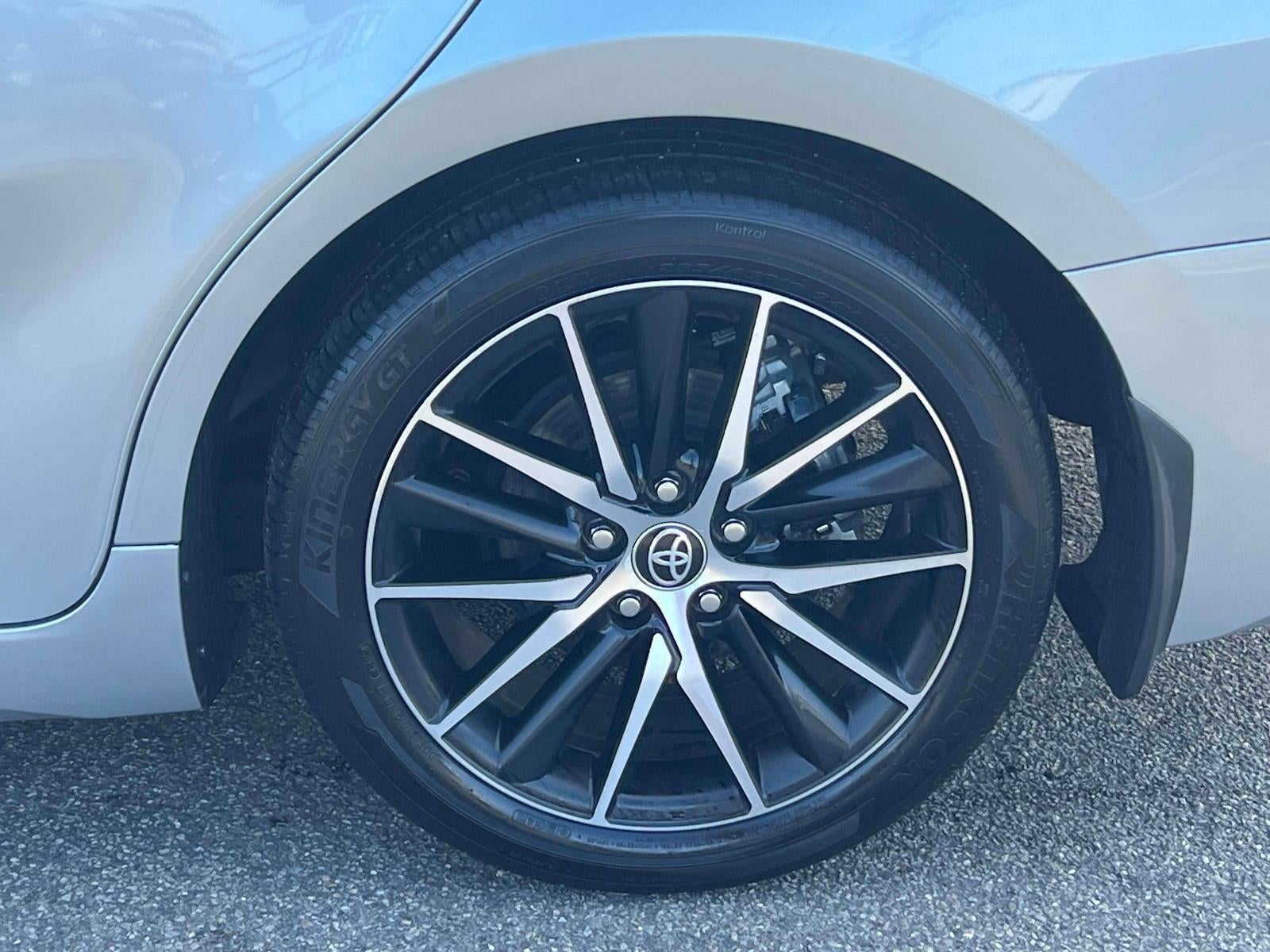 2023 Toyota Camry SE AWD