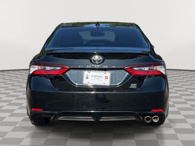 2022 Toyota Camry SE AWD