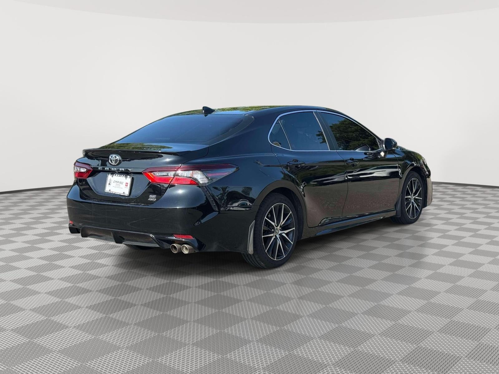 2022 Toyota Camry SE AWD