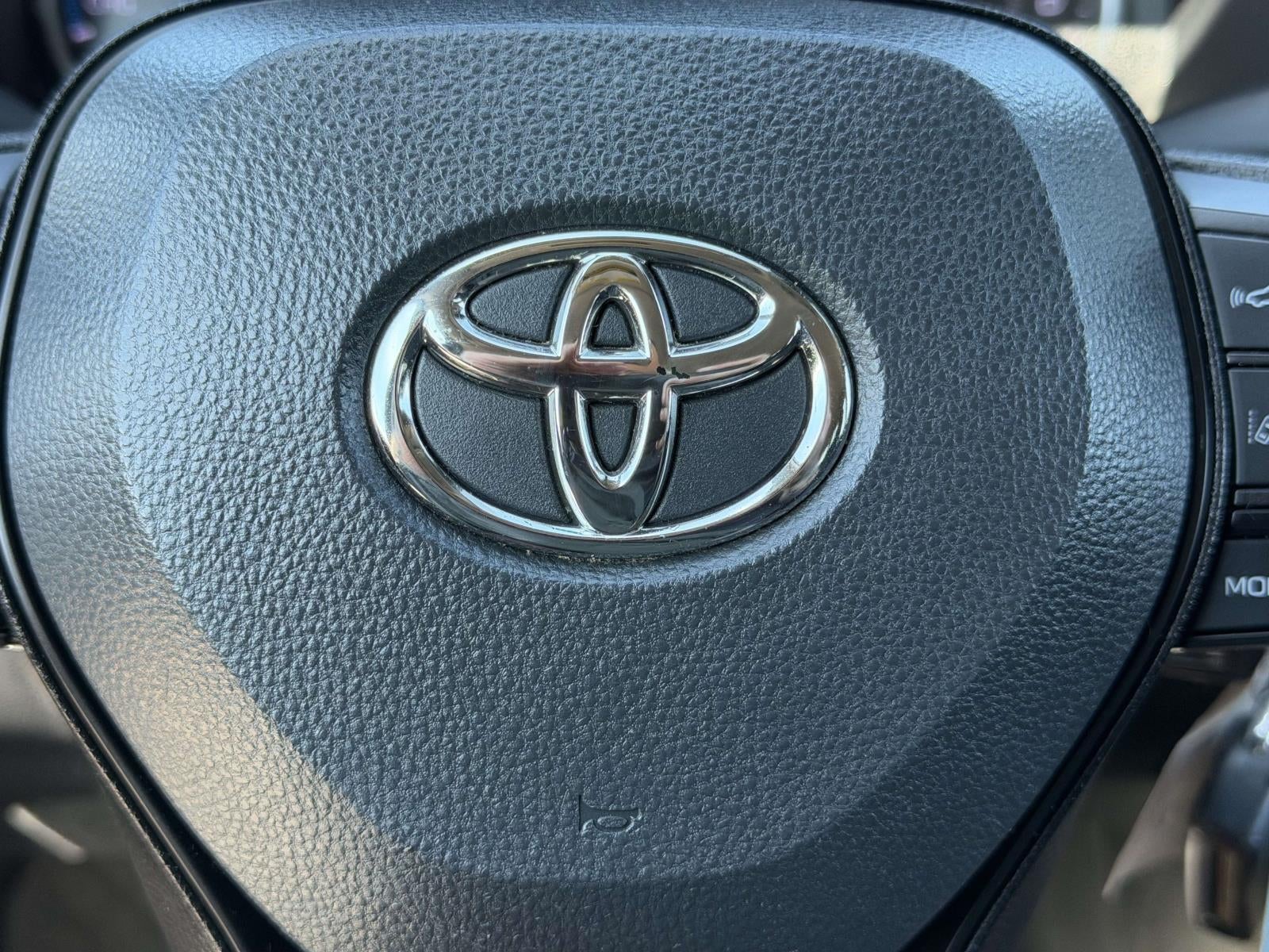 2022 Toyota RAV4 Hybrid LE