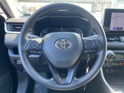 2025 Toyota RAV4 Hybrid LE