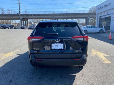 2025 Toyota RAV4 Hybrid LE