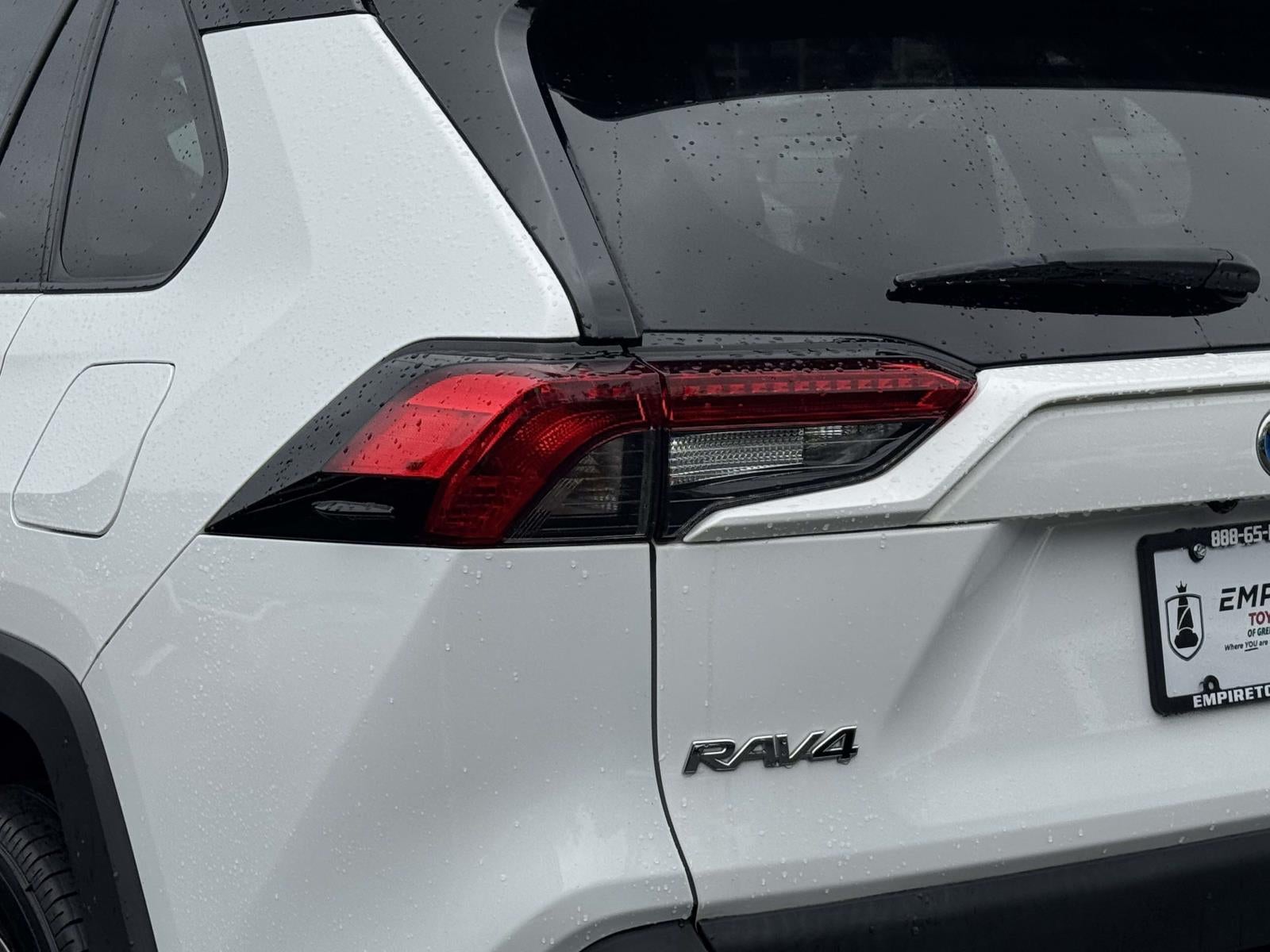 2022 Toyota RAV4 Hybrid LE