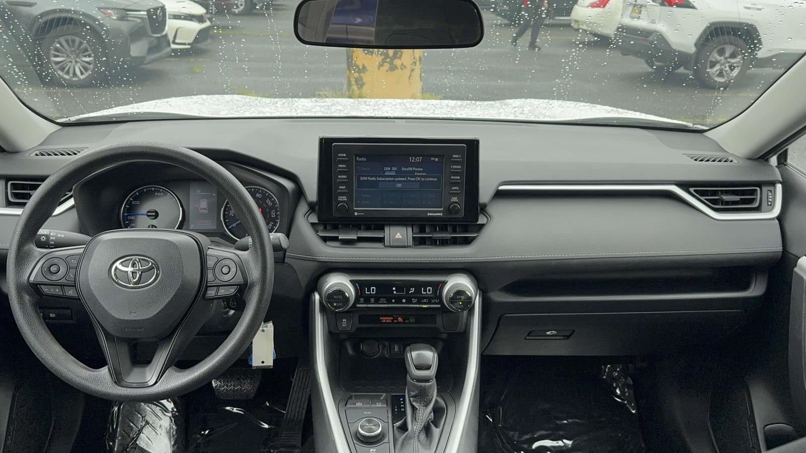 2022 Toyota RAV4 Hybrid LE