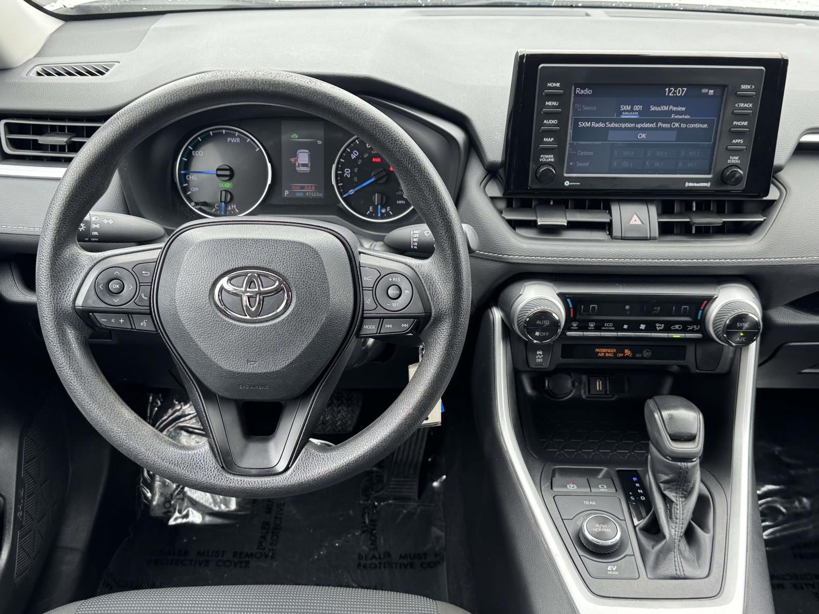 2022 Toyota RAV4 Hybrid LE