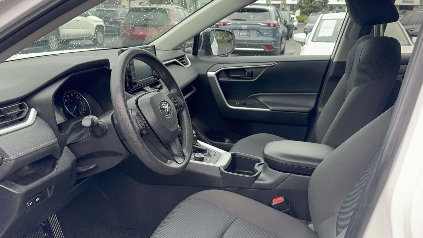 2022 Toyota RAV4 Hybrid LE