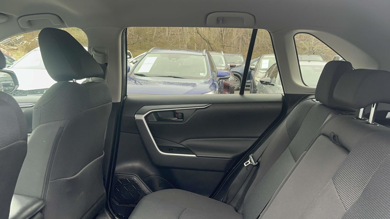 2022 Toyota RAV4 Hybrid LE