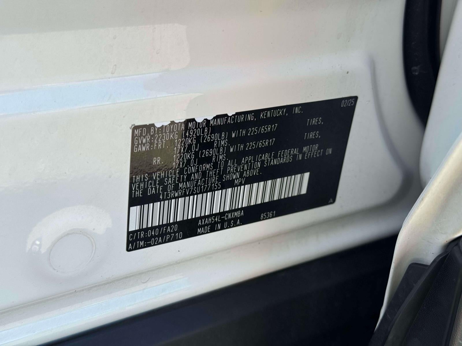2025 Toyota RAV4 Hybrid XLE