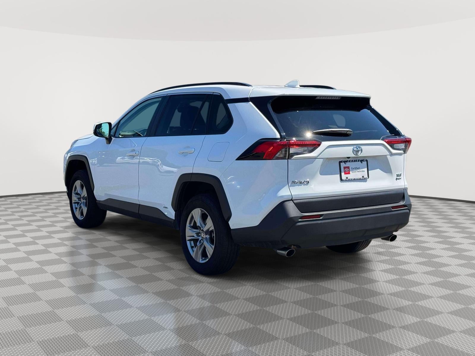 2025 Toyota RAV4 Hybrid XLE