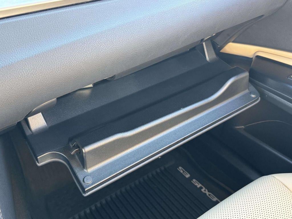 2021 Lexus ES 300h 300h