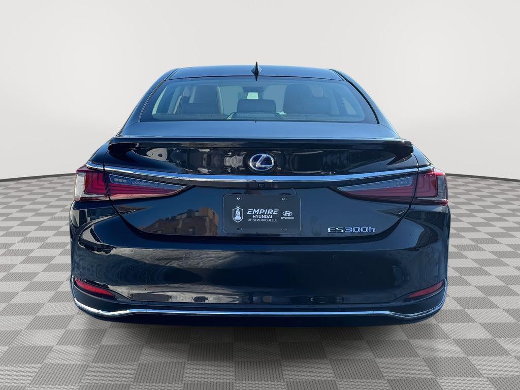 2021 Lexus ES 300h 300h