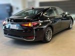 2024 Lexus ES 300h Luxury