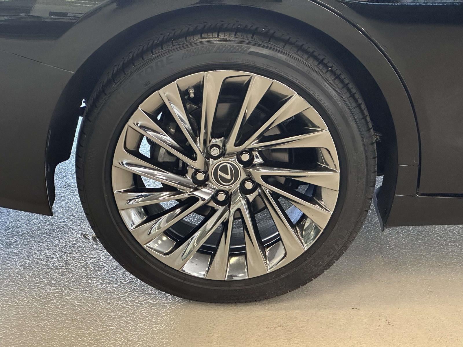 2024 Lexus ES 300h Luxury