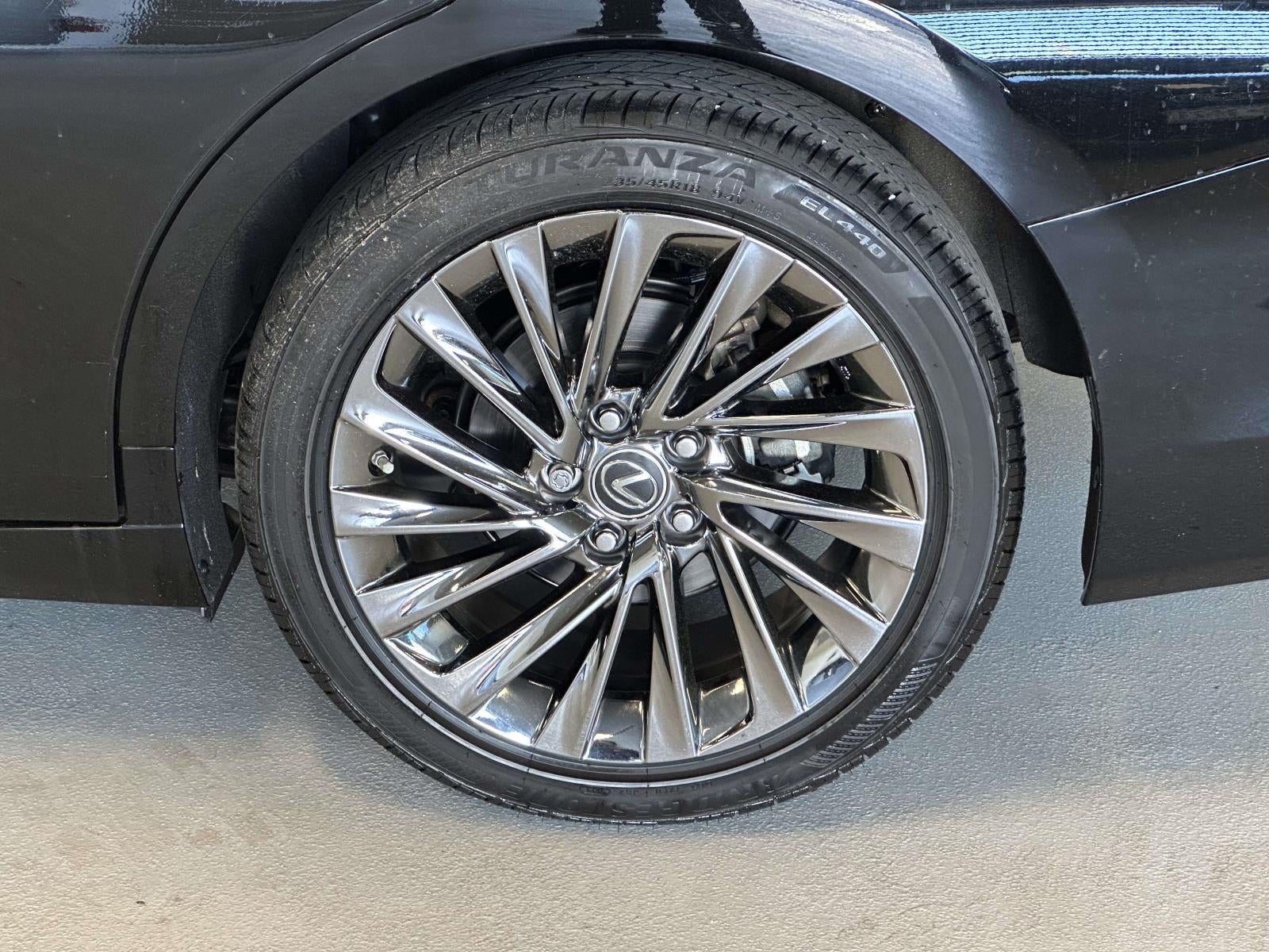 2024 Lexus ES 300h Luxury