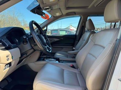 2021 Honda Pilot AWD Touring 8 Passenger