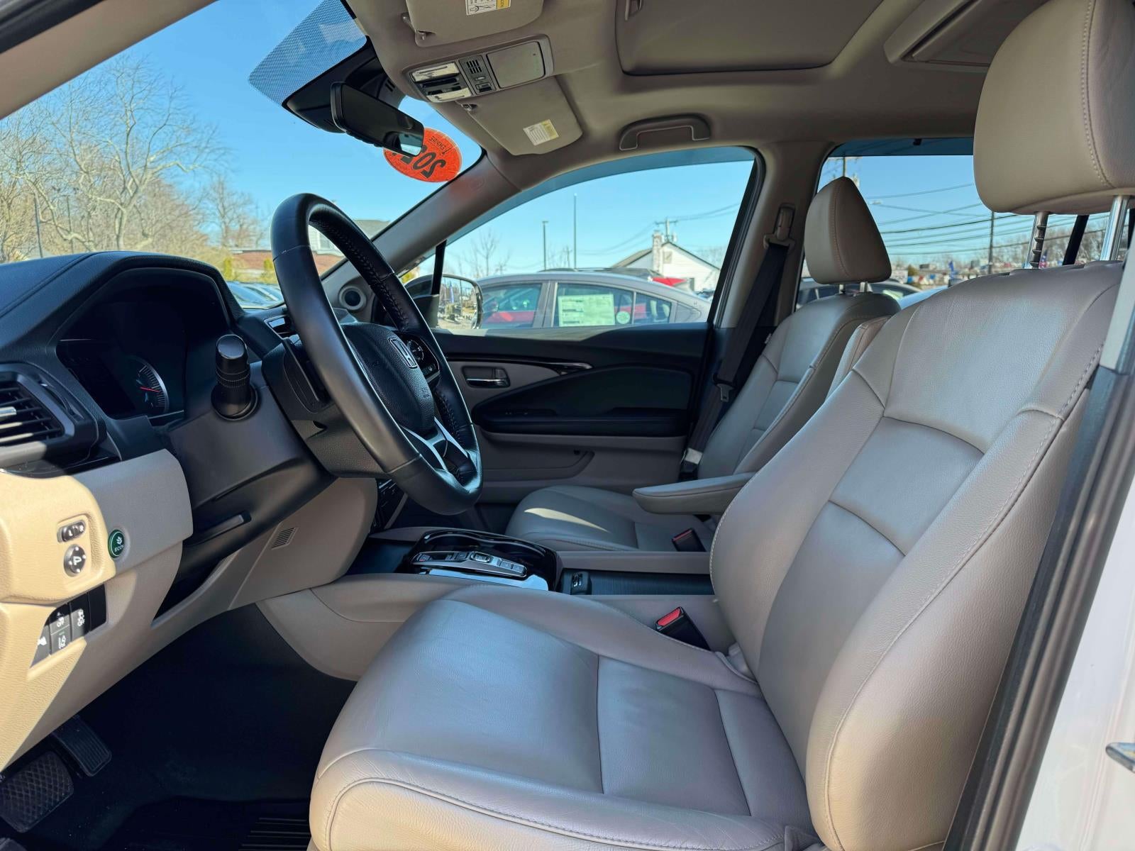 2021 Honda Pilot AWD Touring 8 Passenger