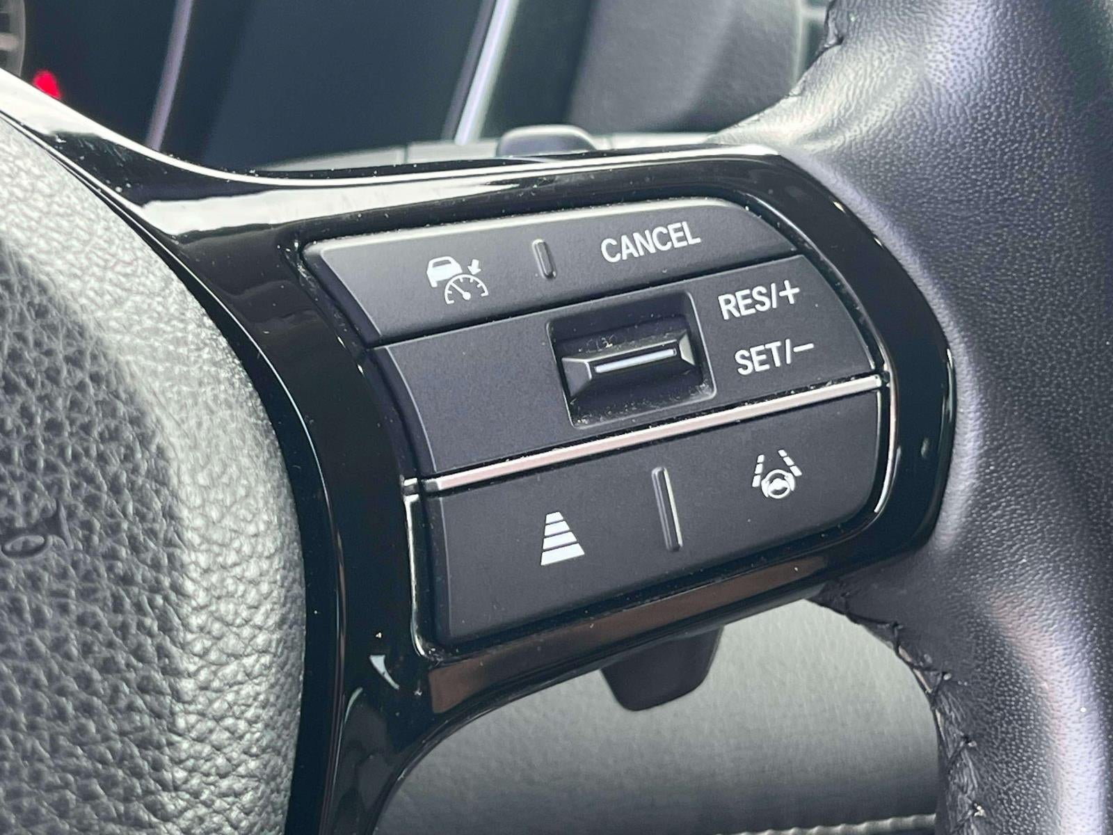 2023 Honda Pilot AWD EX-L 8 Passenger