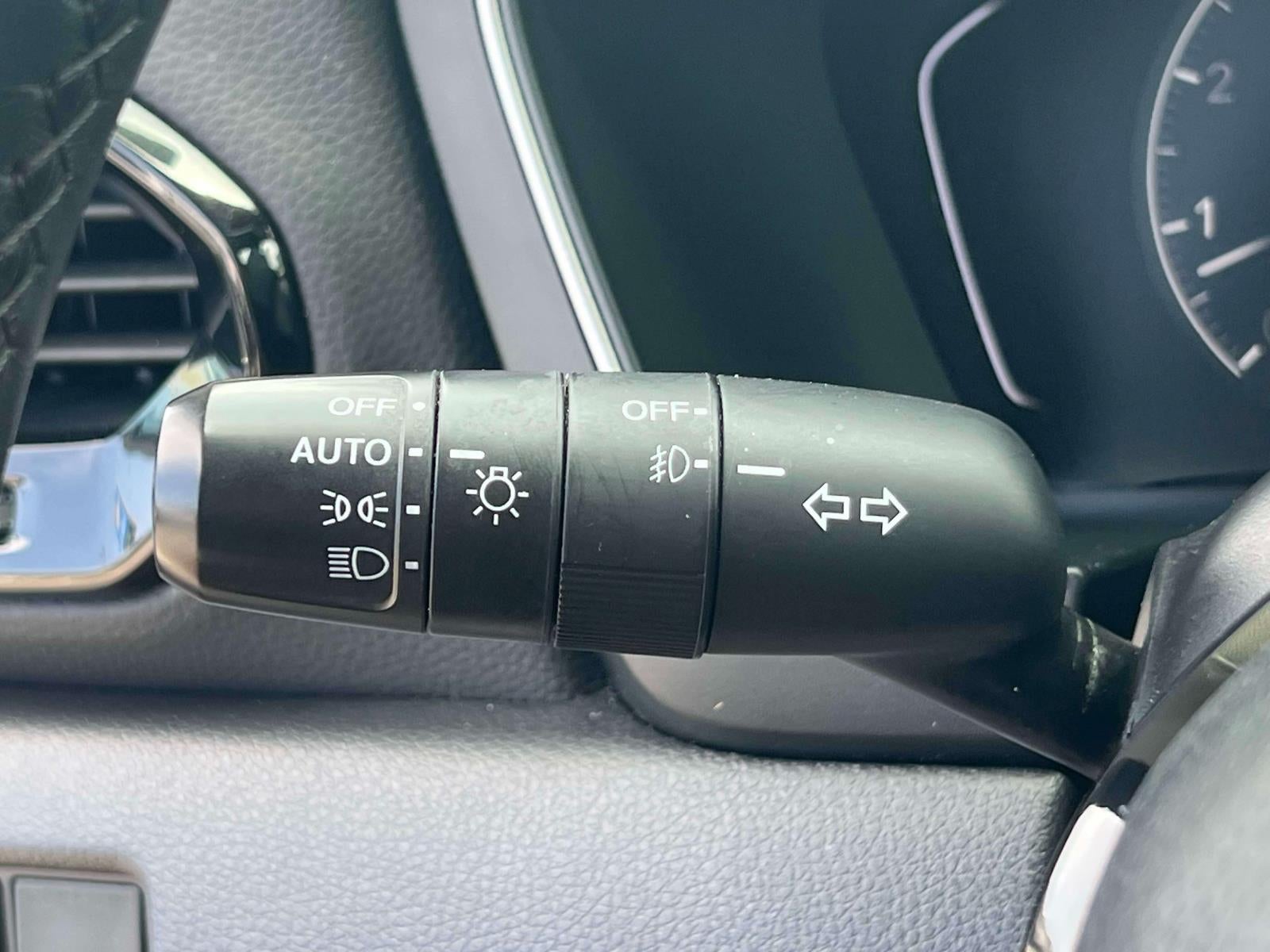 2023 Honda Pilot AWD EX-L 8 Passenger