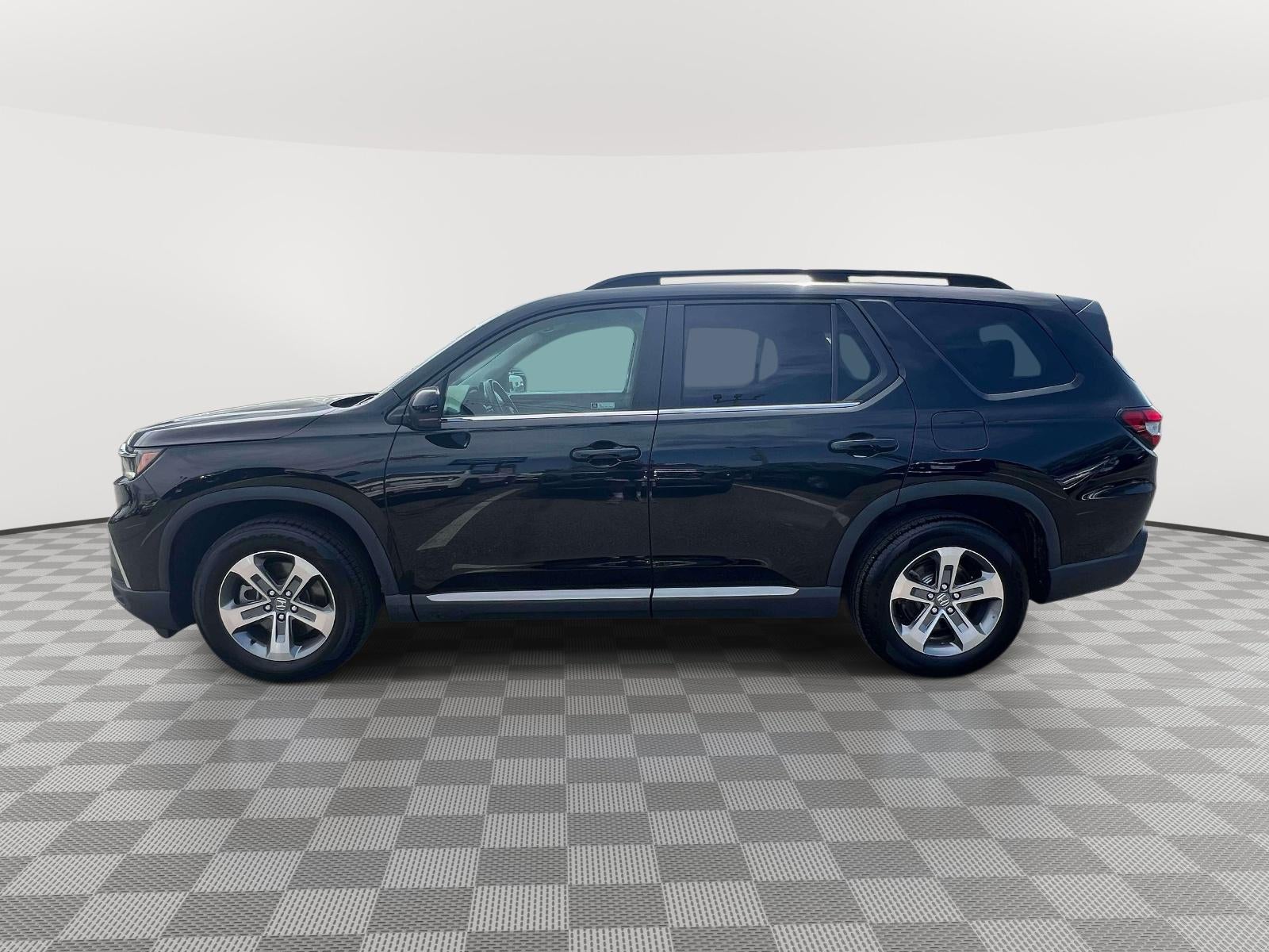 2023 Honda Pilot AWD EX-L 8 Passenger