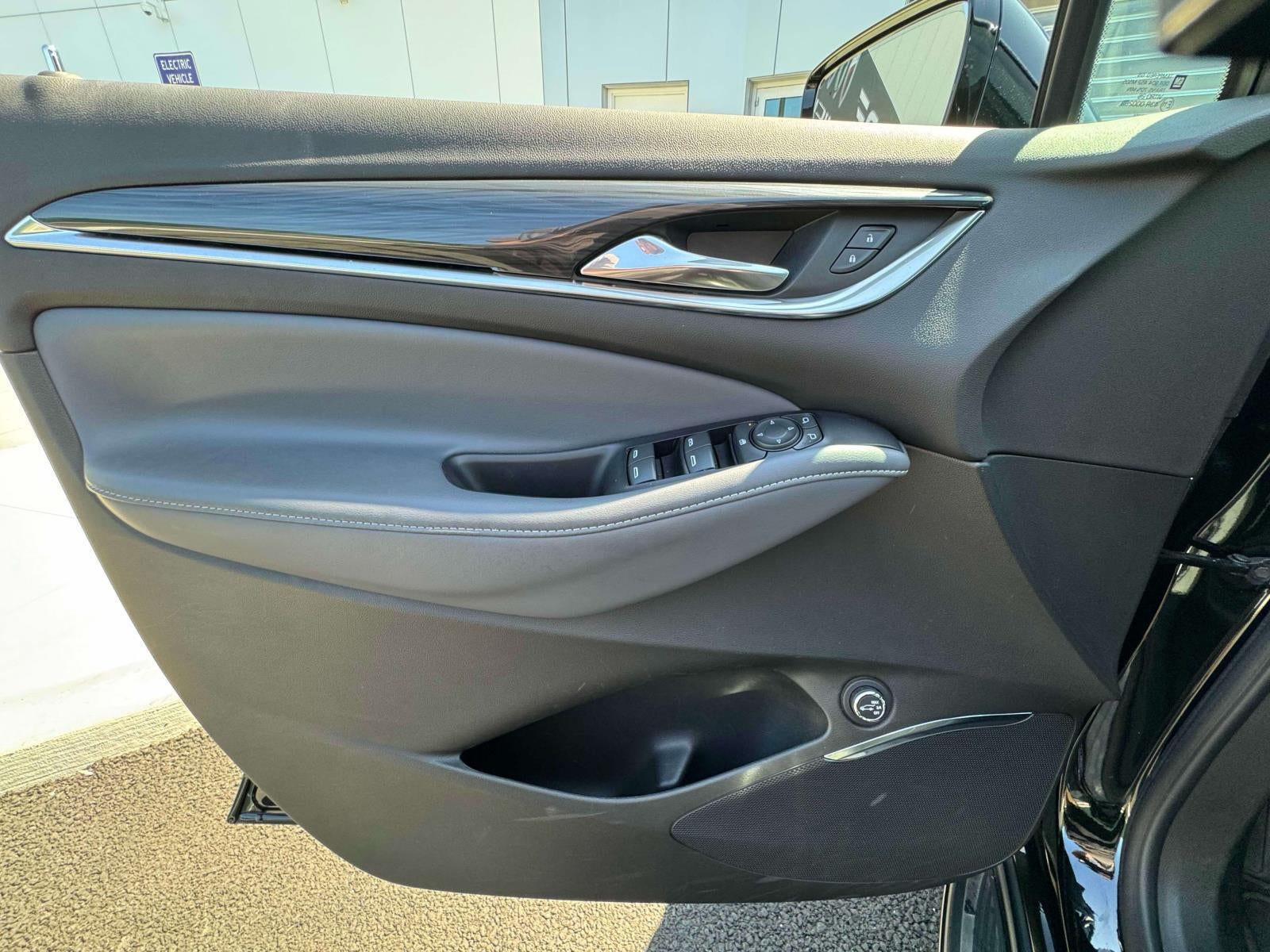 2024 Buick Enclave Essence AWD