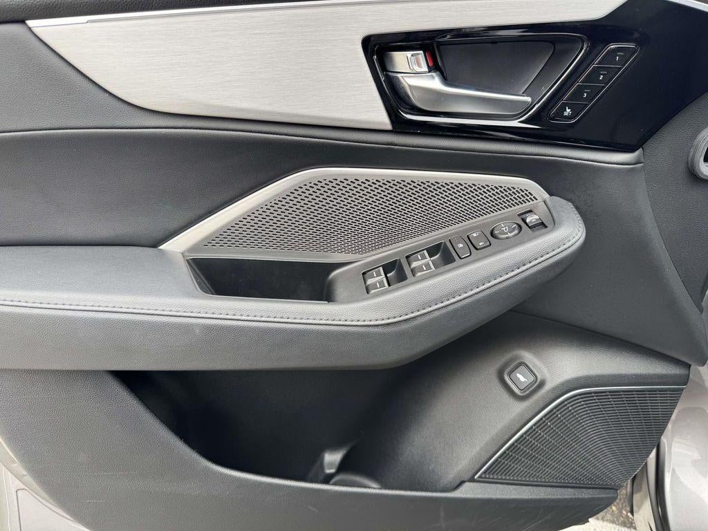 2023 Acura MDX Standard