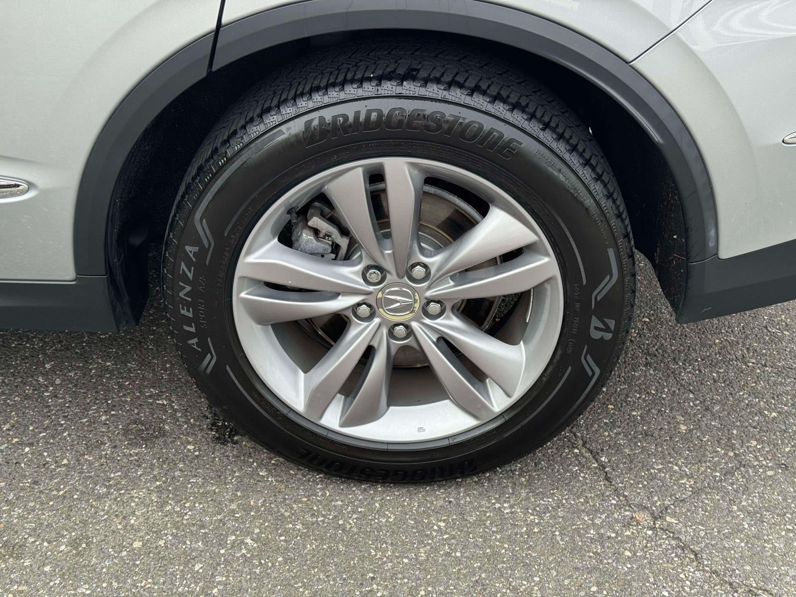 2022 Acura MDX Standard