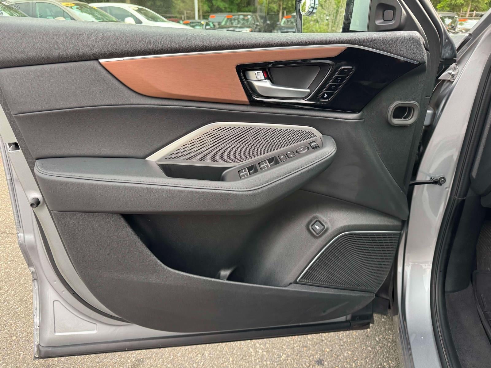 2022 Acura MDX Standard