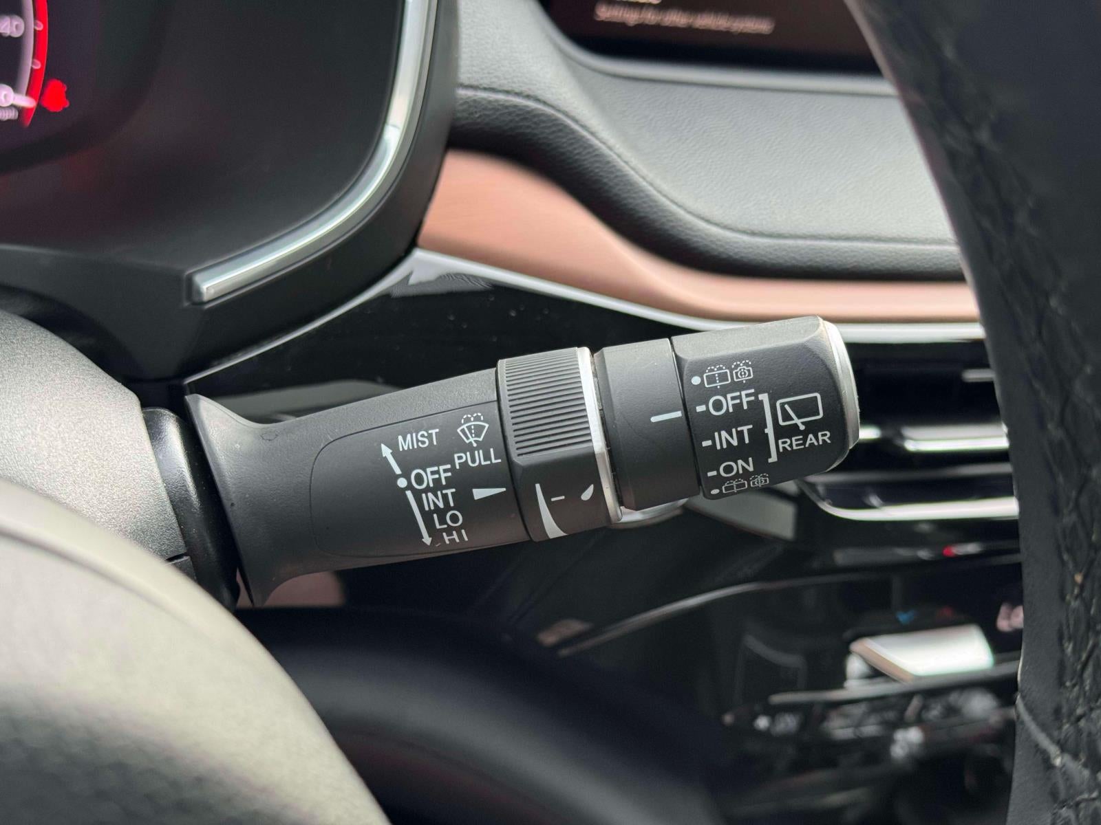 2022 Acura MDX Standard