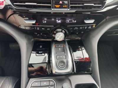 2022 Acura MDX Standard