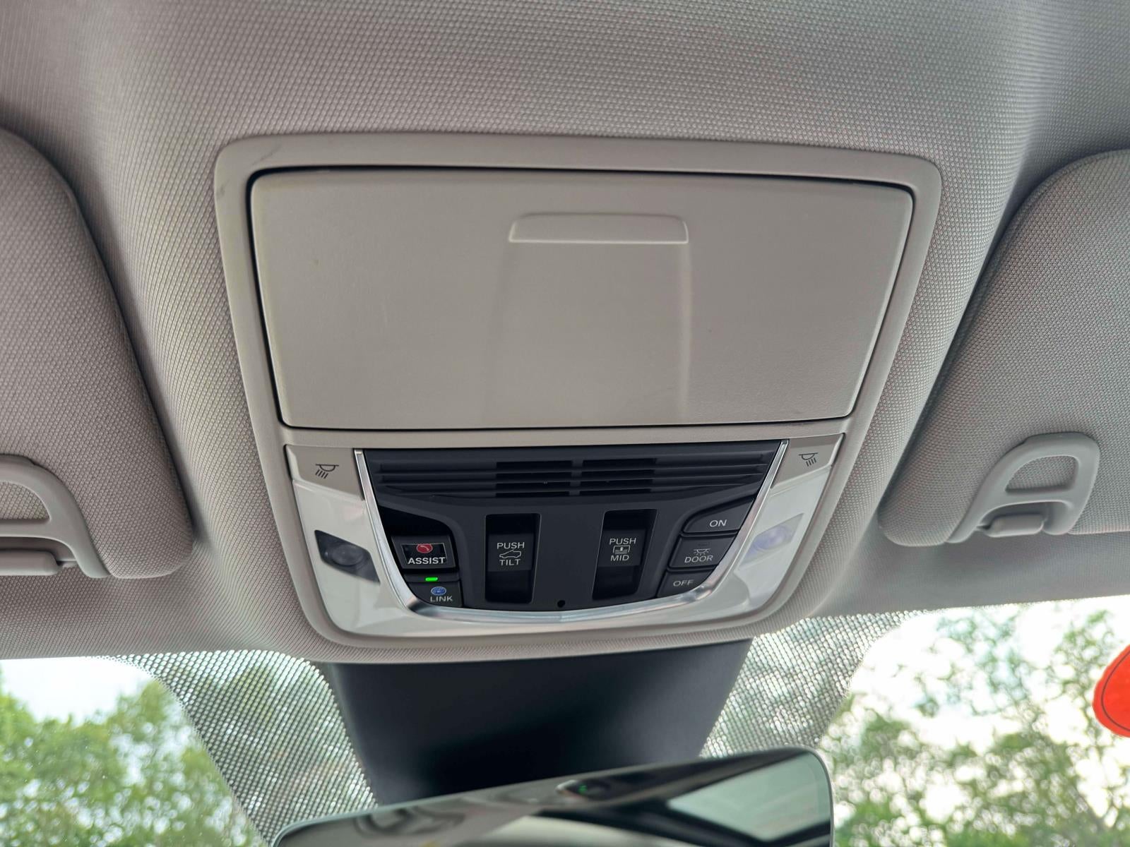 2022 Acura MDX Standard