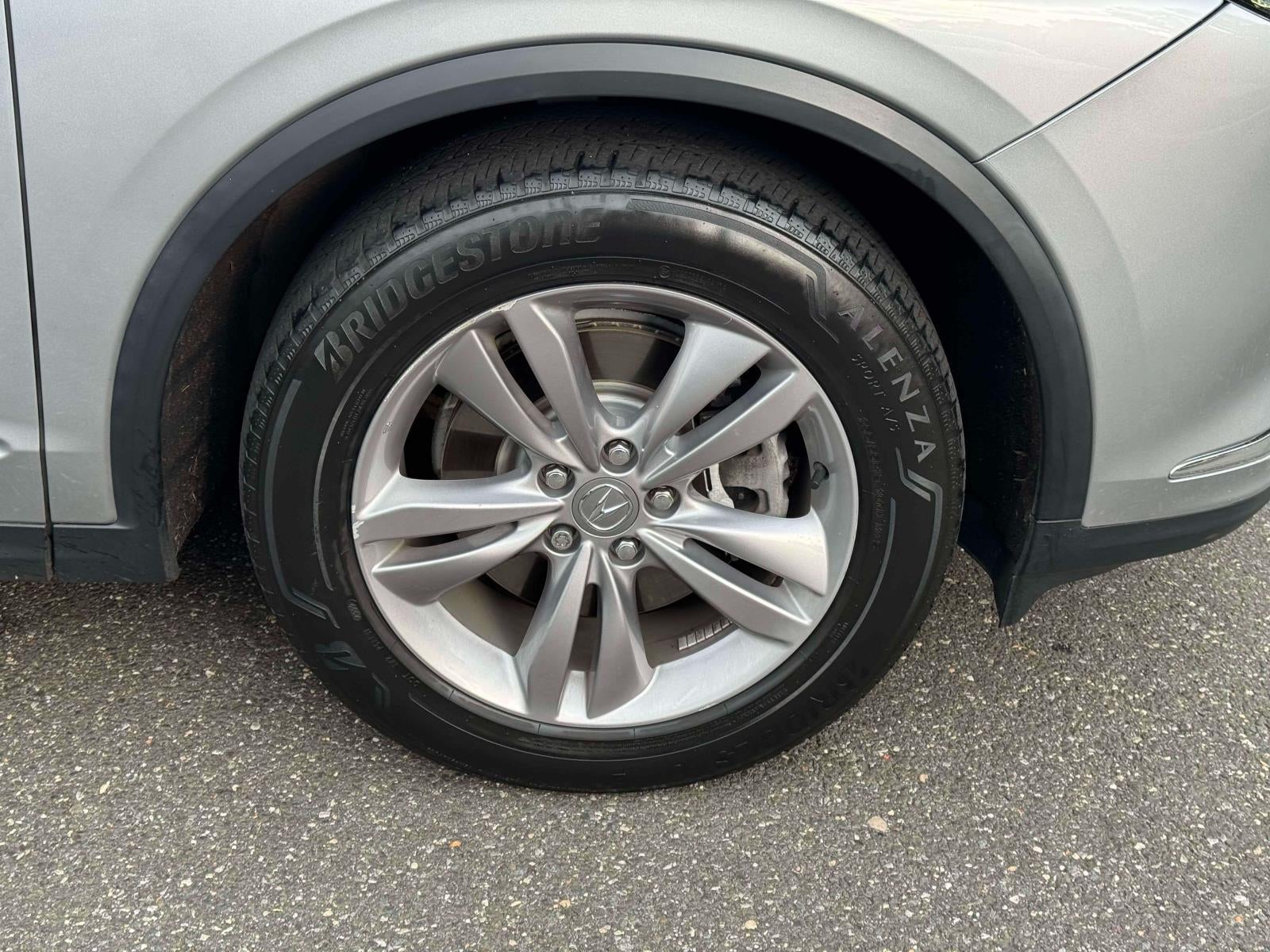 2022 Acura MDX Standard
