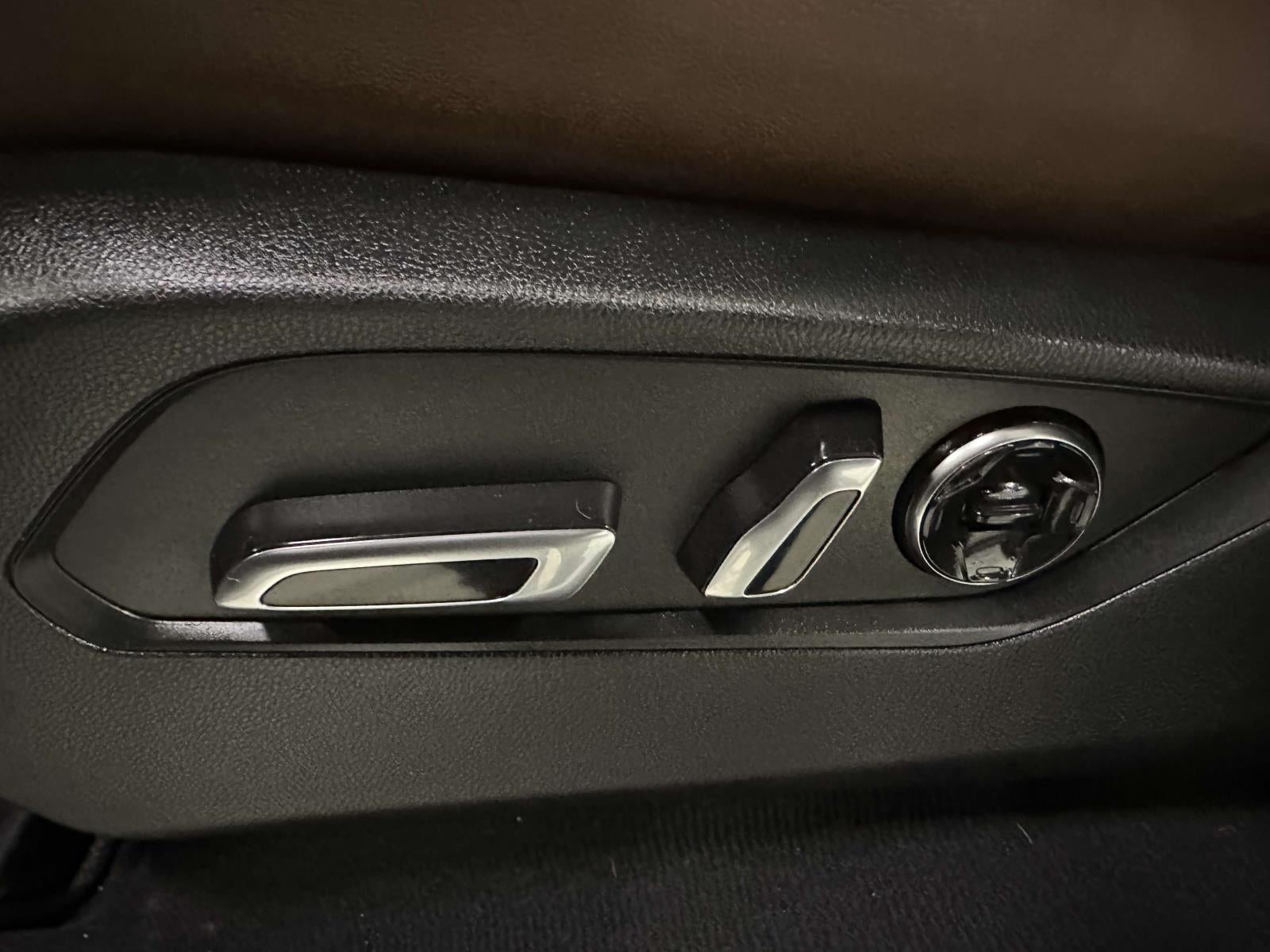 2022 Acura MDX Advance Package