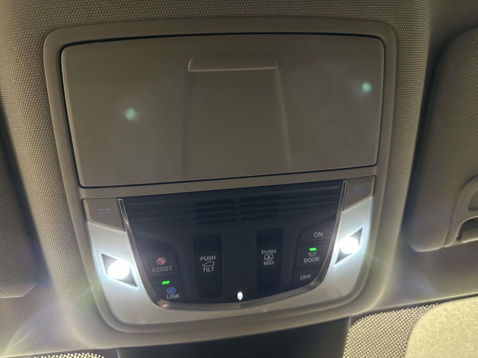 2022 Acura MDX Advance Package