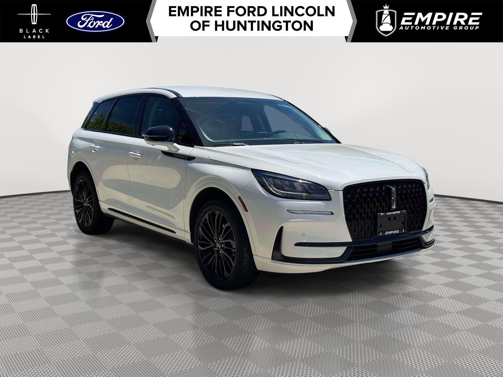 2023 Lincoln Corsair Standard