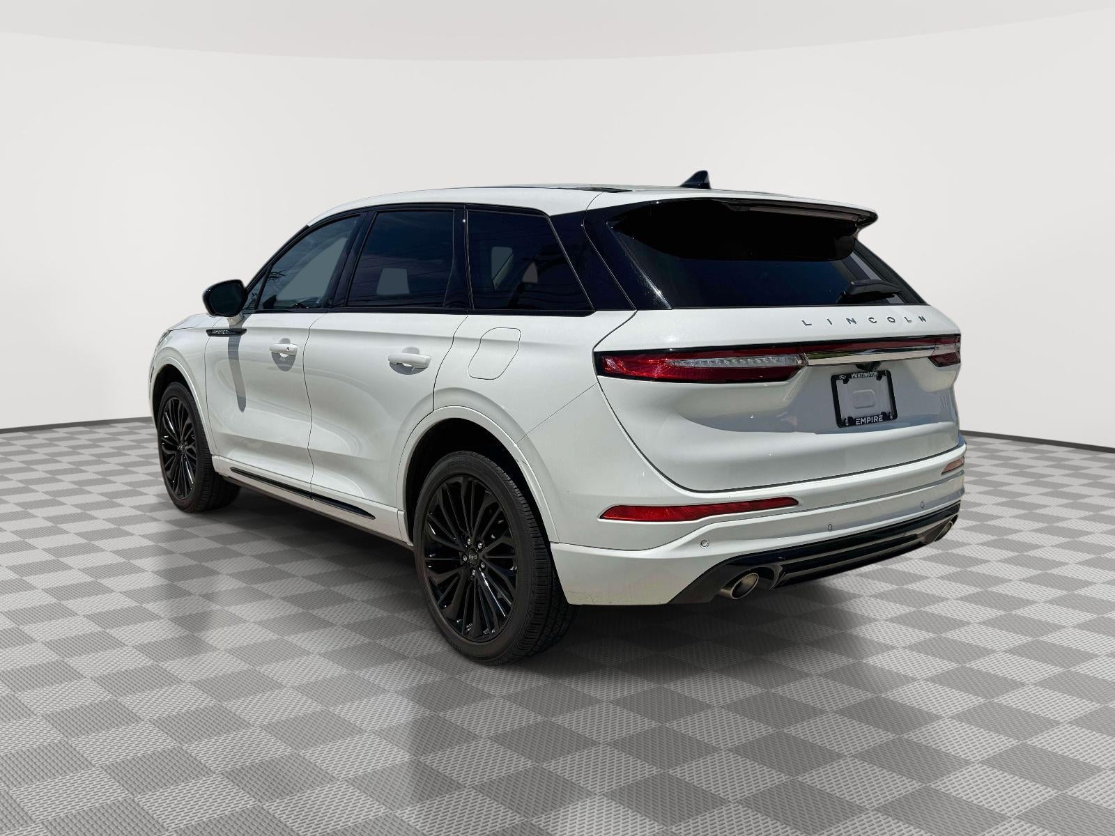 2023 Lincoln Corsair Standard